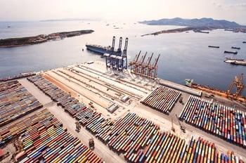 global supply chain shipping